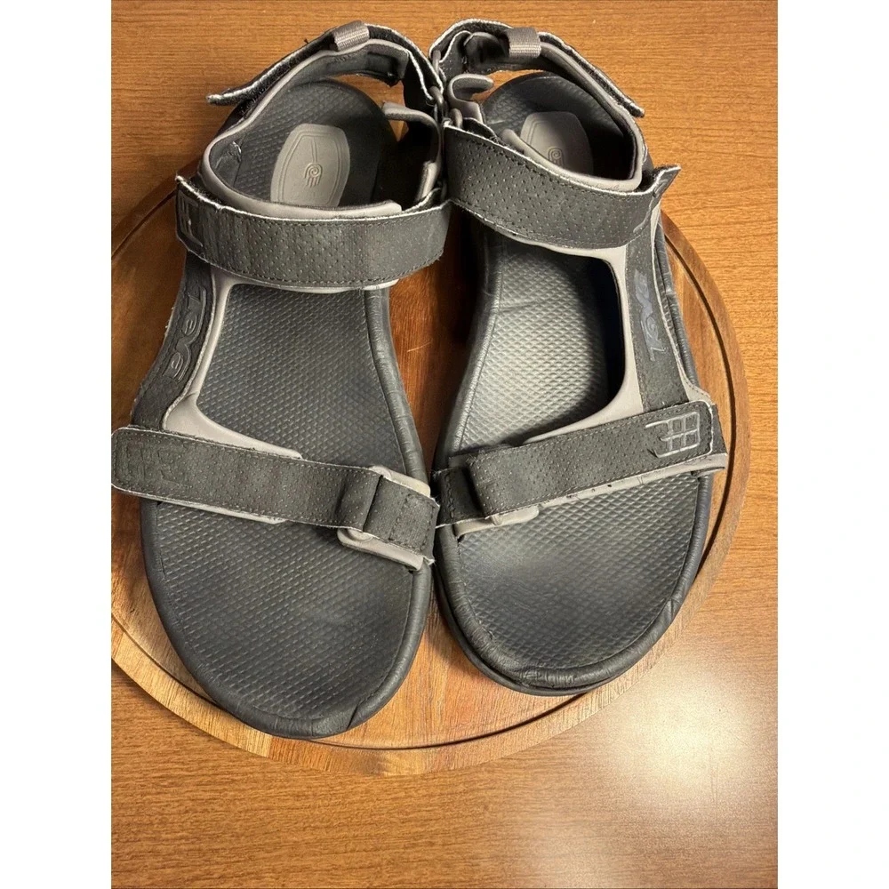 Teva Minam Hiking Sandals Mens Size 10 Black Outdoor Trail Walking Sandals
